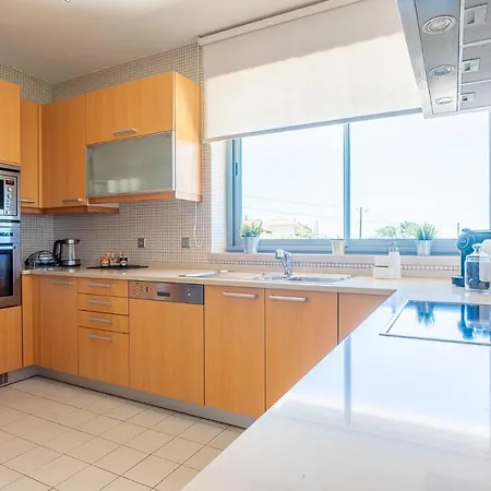 Casas Da Pescaria A Villa Nazaré